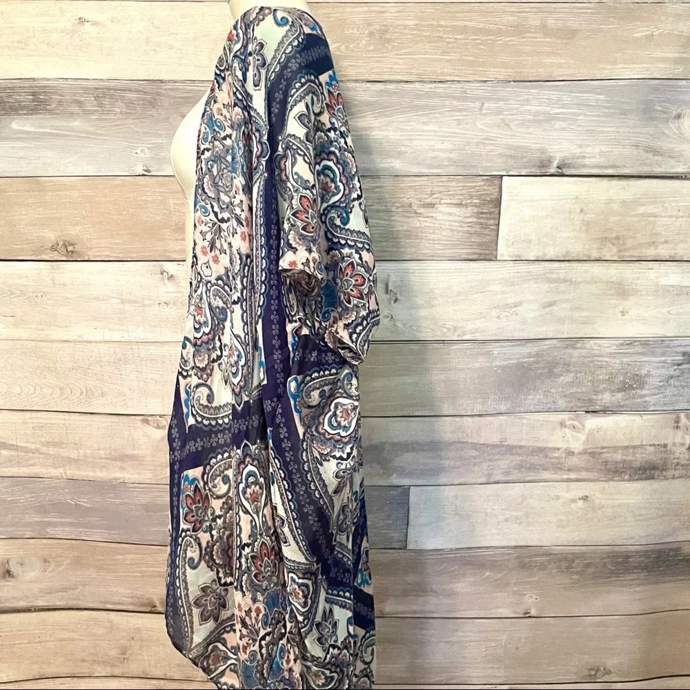 Blue paisley Jacobean floral ruana cover up OS - Picture 5 of 6
